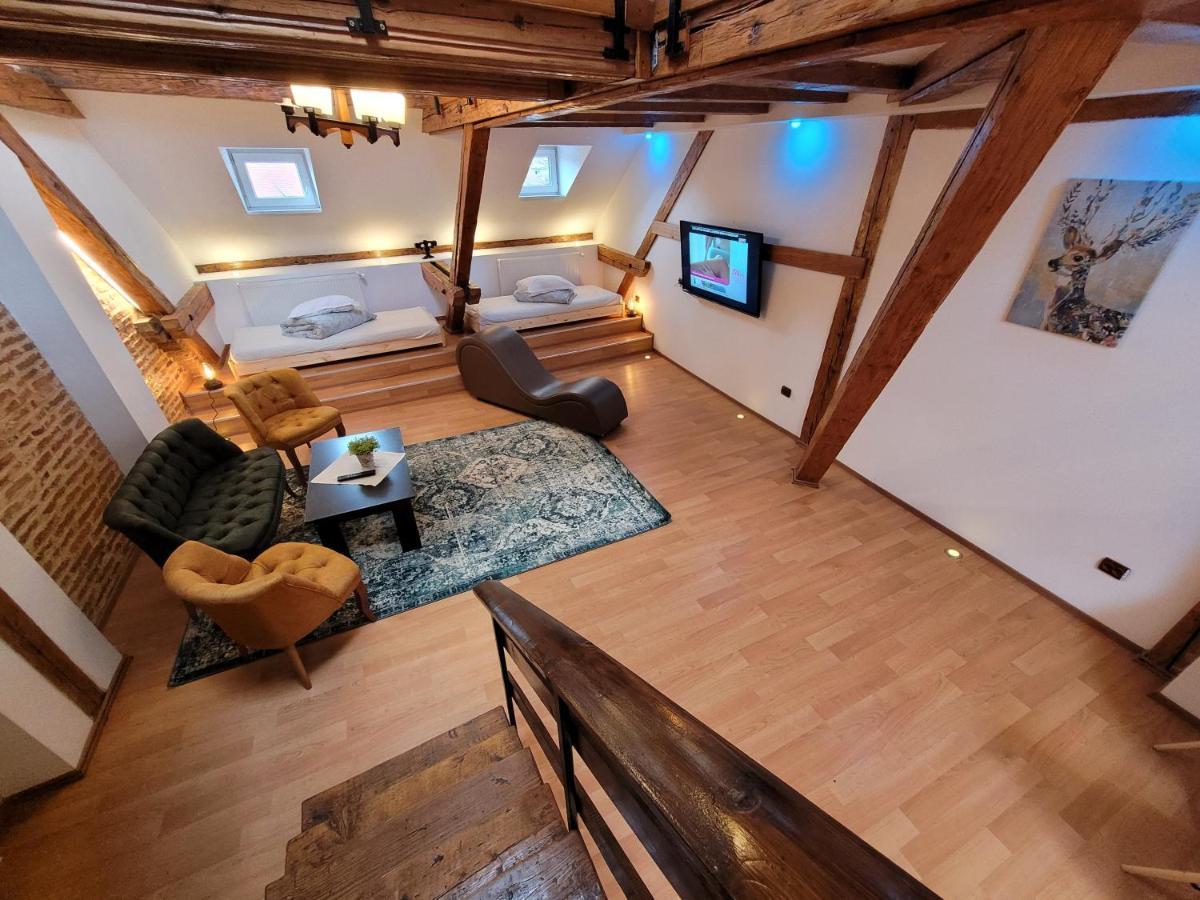Main Square Apartments & More ブラショフ エクステリア 写真