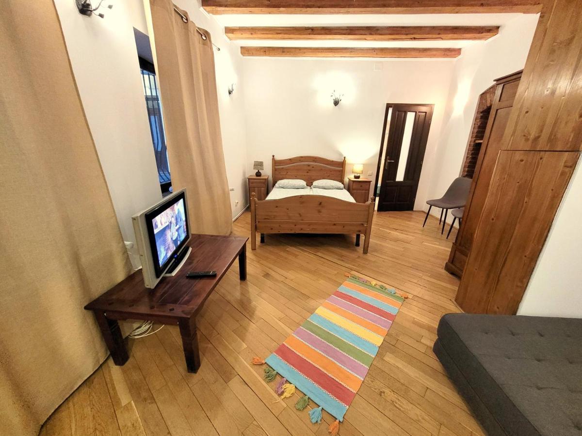 Main Square Apartments & More ブラショフ エクステリア 写真