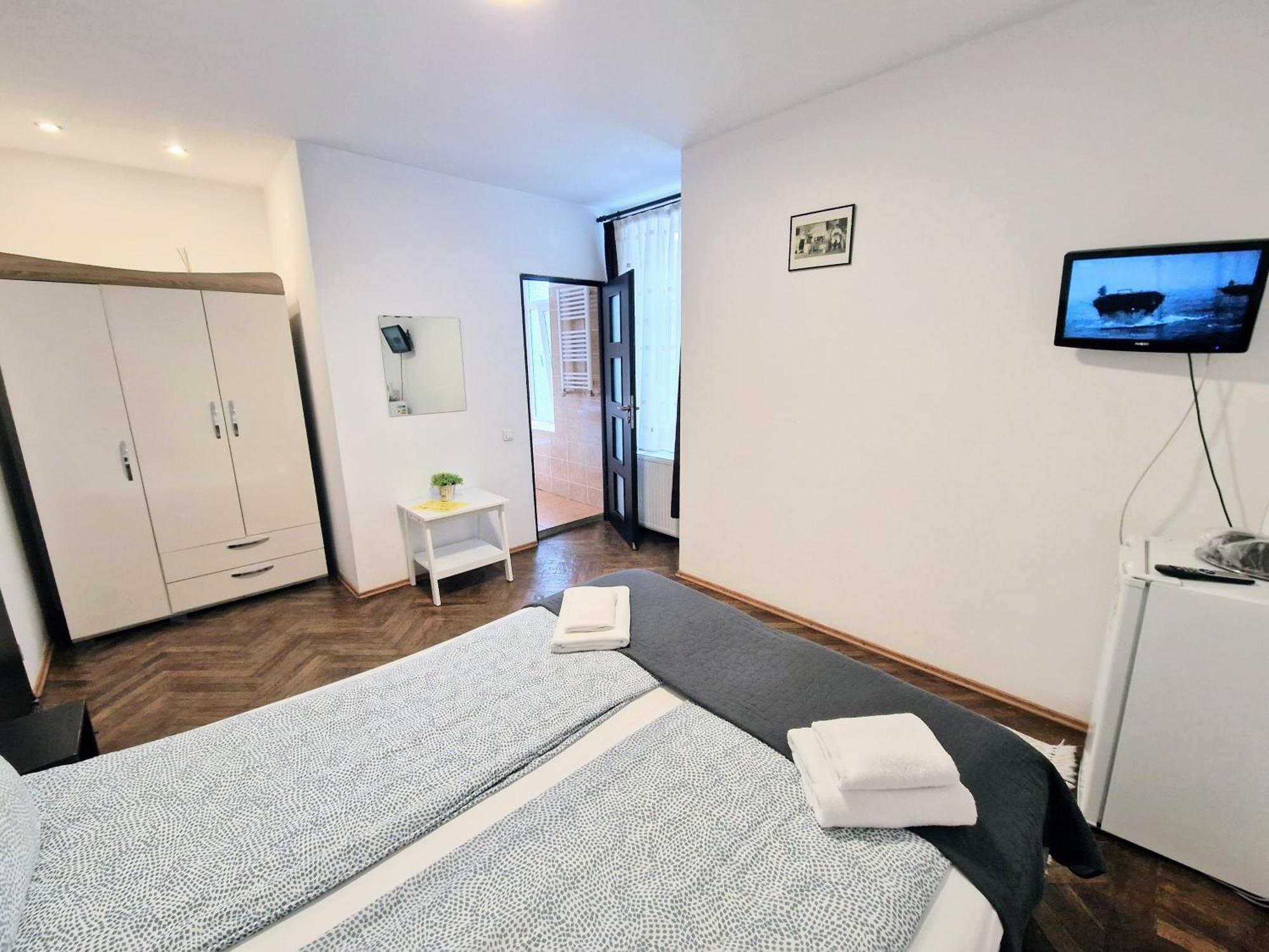 Main Square Apartments & More ブラショフ エクステリア 写真